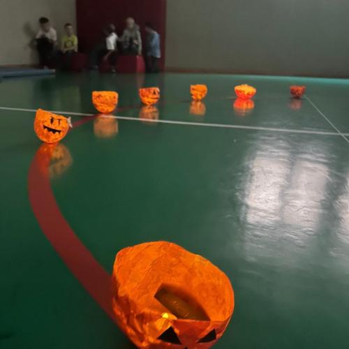 Leuchtende Kürbisse